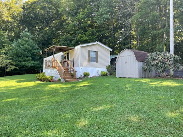 1020 Billy Easterly Road Byrdstown, TN 38549 - Photo 8 of 8 Gallery Image 8