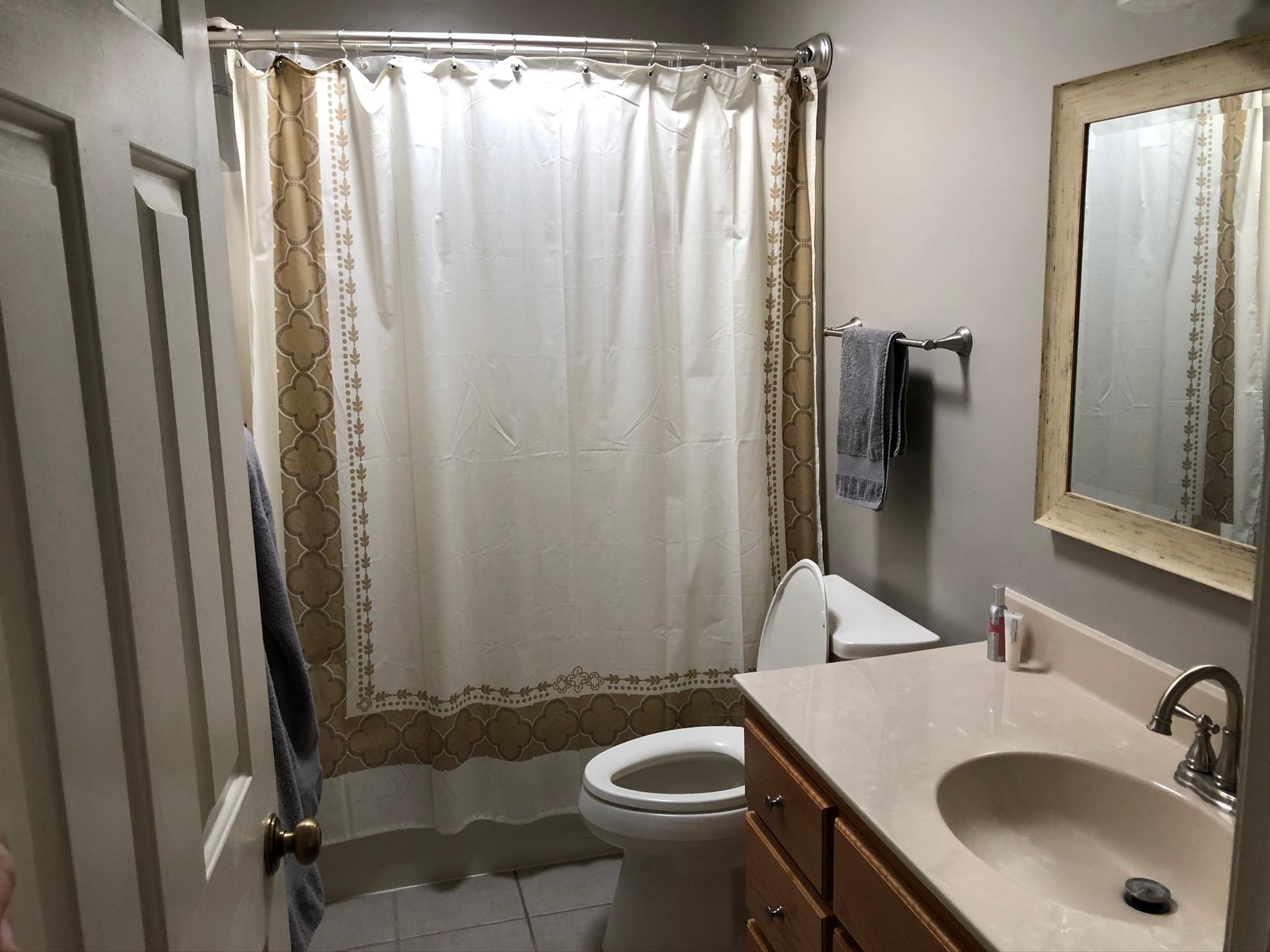 1678 Millbridge Road Salem, VA 24153 - Photo 15 of 17 Hall Bath