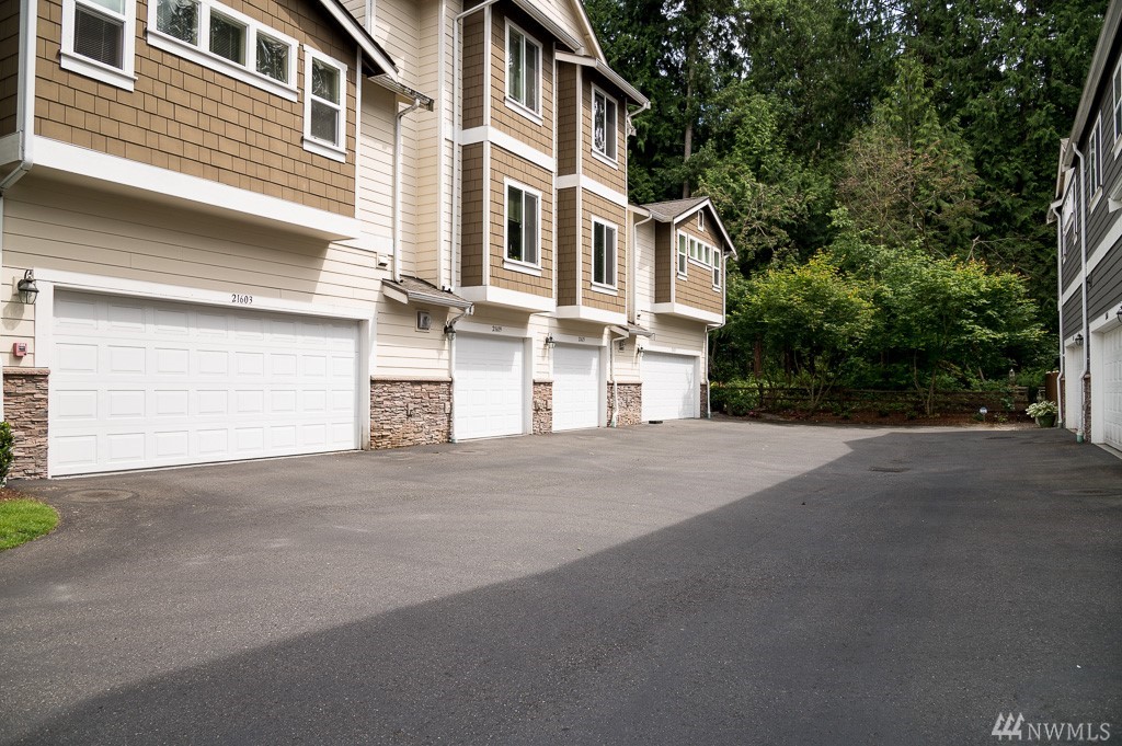 21615 11th Drive Southeast Bothell, WA 98021 - Photo 28 of 29
