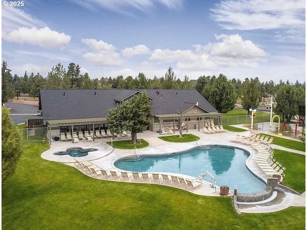 11122 Bunk House Lane Redmond, OR 97756 - Photo 25 of 30