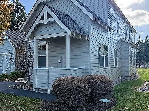 11122 Bunk House Lane Redmond, OR 97756 - Photo 5 of 30