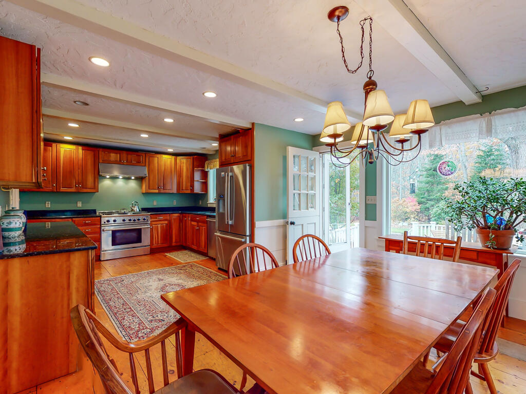 9 Winding Way Scarborough, ME 04074 - Photo 13 of 52 9WindingWay-Scarborough-13