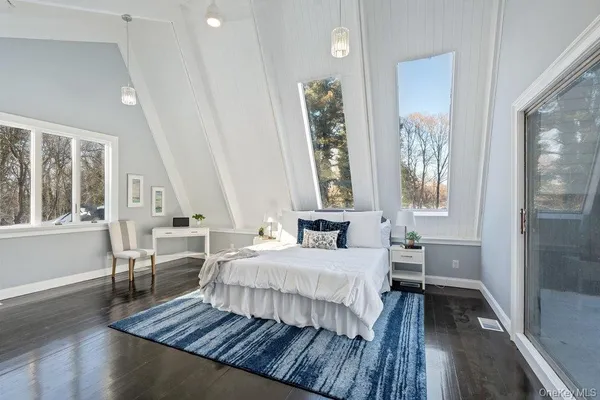 $1,899,000 | 497 Woodbury Road, Cold Spring Harbor, NY 11724