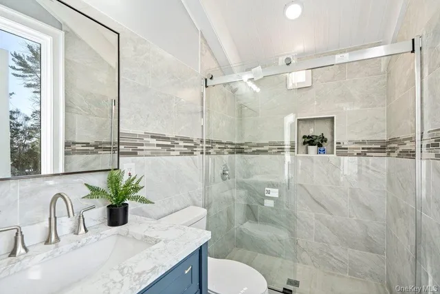 $1,899,000 | 497 Woodbury Road, Cold Spring Harbor, NY 11724