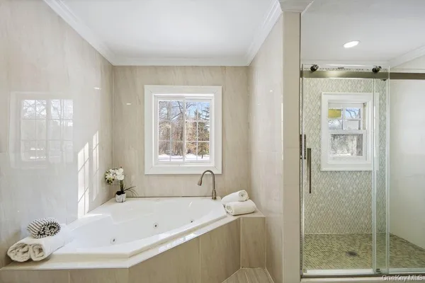 $1,899,000 | 497 Woodbury Road, Cold Spring Harbor, NY 11724