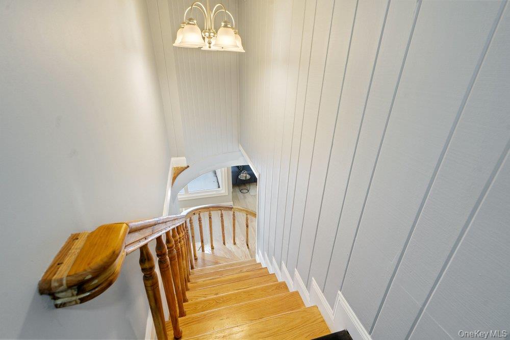 497 Woodbury Road Cold Spring Harbor, NY 11724 - Photo 29 of 47