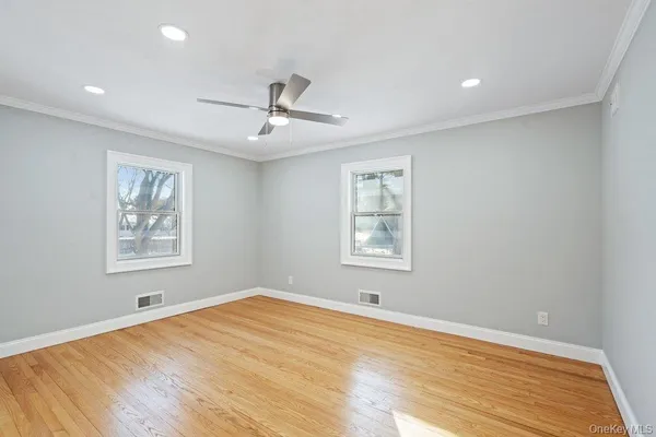 $1,899,000 | 497 Woodbury Road, Cold Spring Harbor, NY 11724