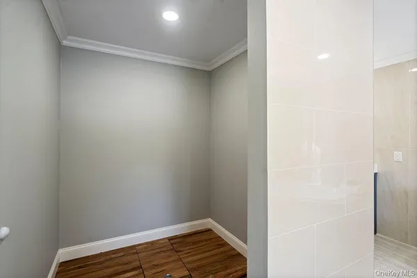 $1,899,000 | 497 Woodbury Road, Cold Spring Harbor, NY 11724