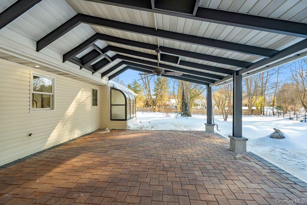 497 Woodbury Road Cold Spring Harbor, NY 11724 - Photo 44 of 47