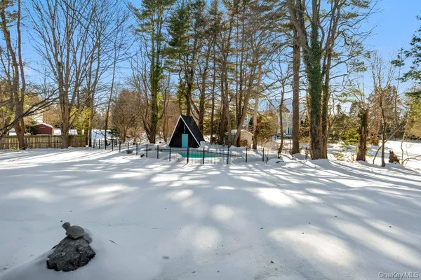 $1,899,000 | 497 Woodbury Road, Cold Spring Harbor, NY 11724