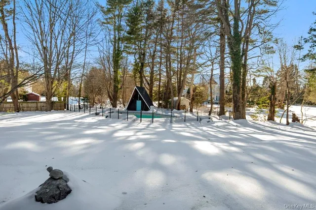 $1,899,000 | 497 Woodbury Road, Cold Spring Harbor, NY 11724