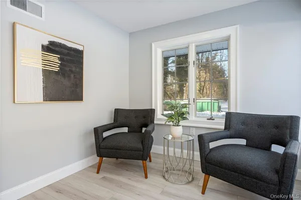 $1,899,000 | 497 Woodbury Road, Cold Spring Harbor, NY 11724