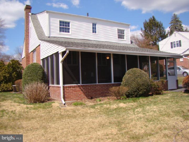 629 Topsfield Road Hatboro, PA 19040 - Photo 23 of 25 Enclosed Porch