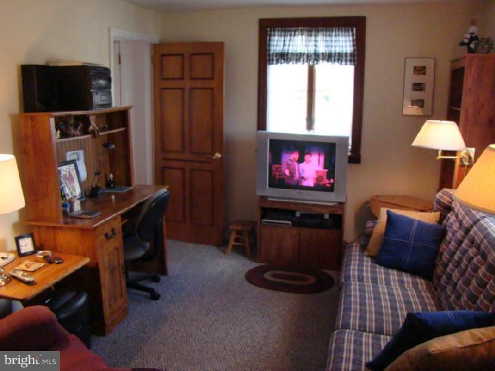 629 Topsfield Road Hatboro, PA 19040 - Photo 10 of 25 Den