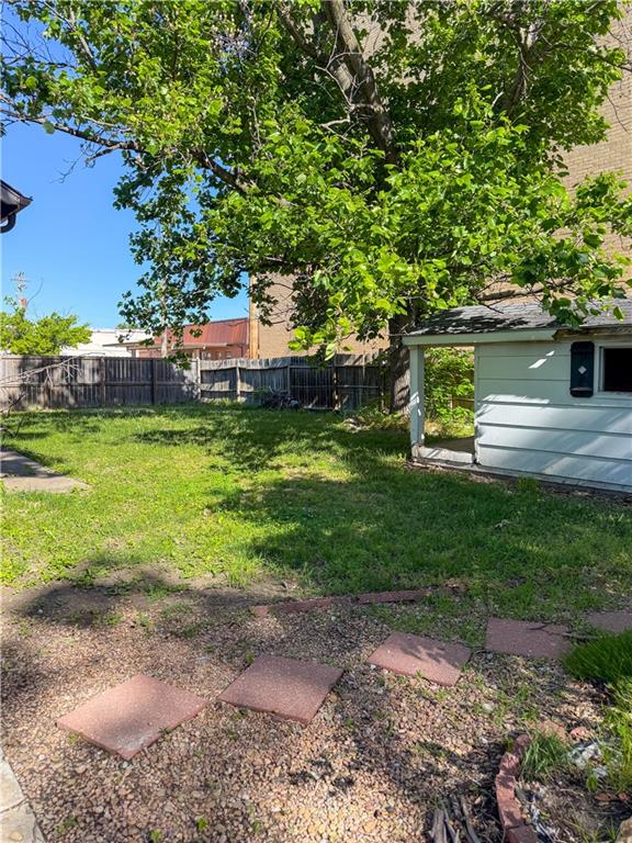 203 South Sycamore Street Iola, KS 66749 - Photo 14 of 19