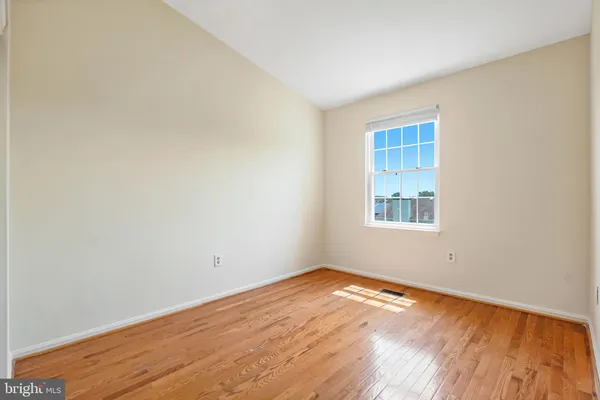 $2,950 | 12372 Herrington Manor Drive, Silver Spring, MD 20904