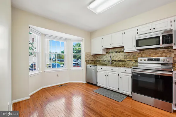 $2,950 | 12372 Herrington Manor Drive, Silver Spring, MD 20904