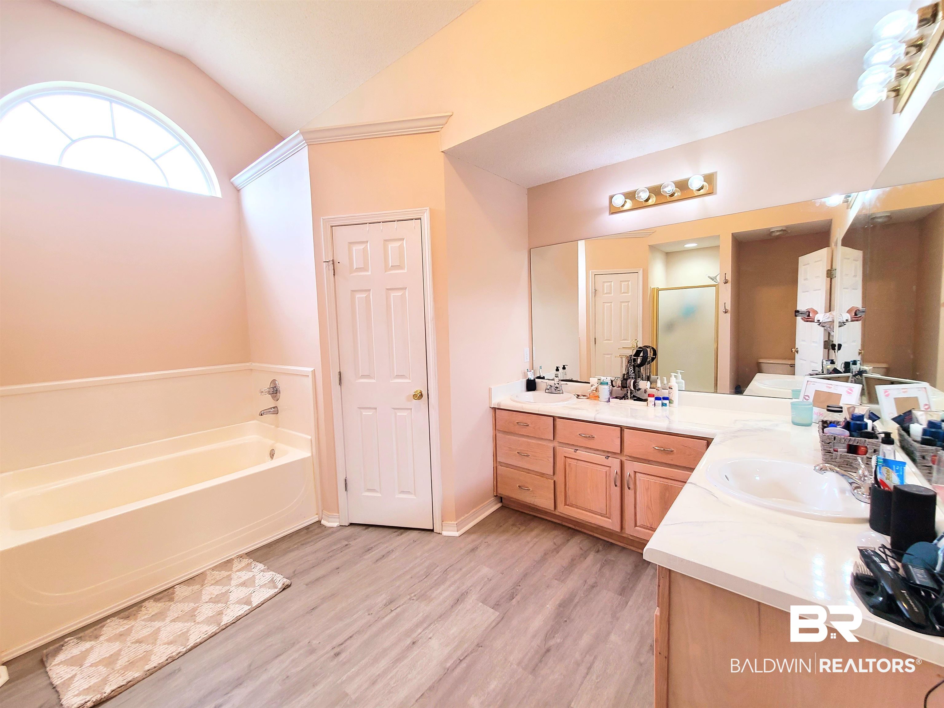 6860 Ching Lynch Road Mobile, AL 36618 - Photo 14 of 25