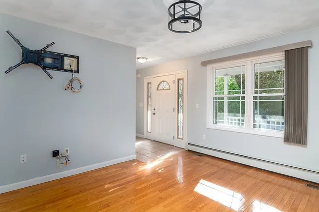 $500,000 | 99 Hilltop Drive, Johnston, RI 02919