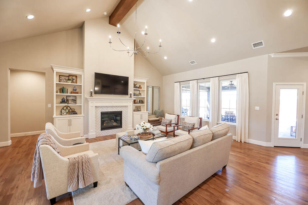 5854 111th Street Lubbock, TX 79424 - Photo 7 of 42 5854_111THST_ANNAPURDUE_2026-34