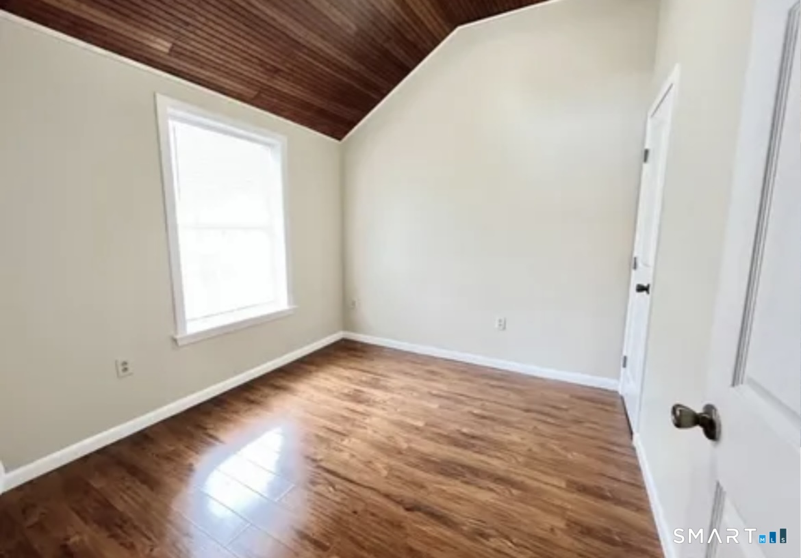 11 Jobs Gate 1 Portland, CT 06480 - Photo 6 of 10