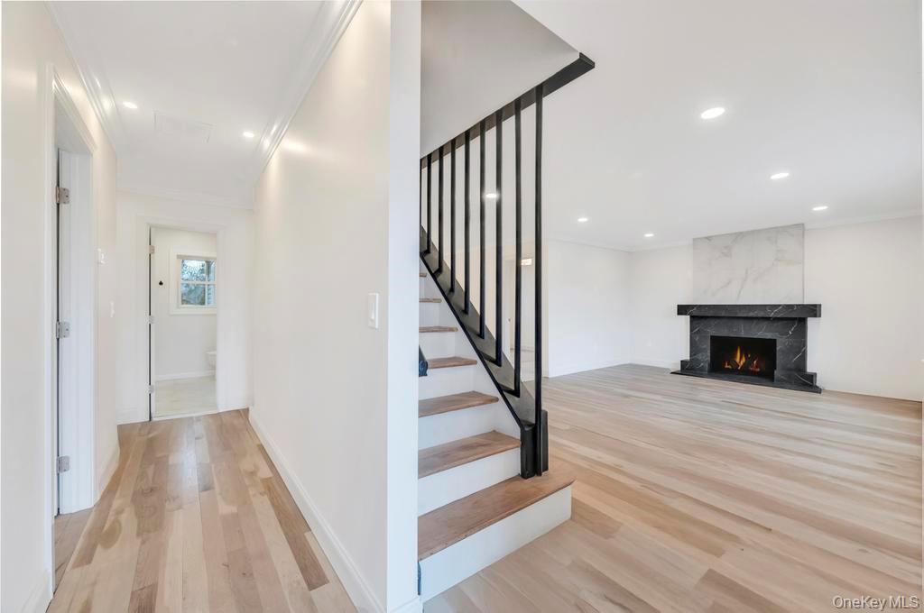 92 Sunset Road Bay Shore, NY 11706 - Photo 14 of 42