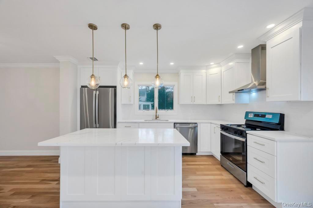 92 Sunset Road Bay Shore, NY 11706 - Photo 22 of 42