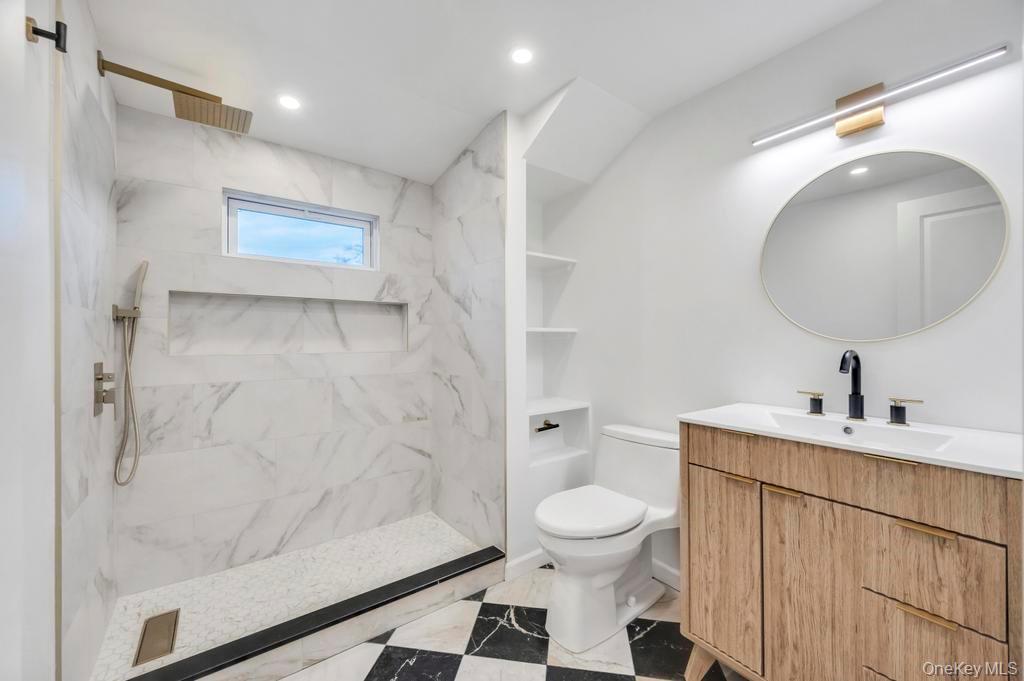 92 Sunset Road Bay Shore, NY 11706 - Photo 31 of 42