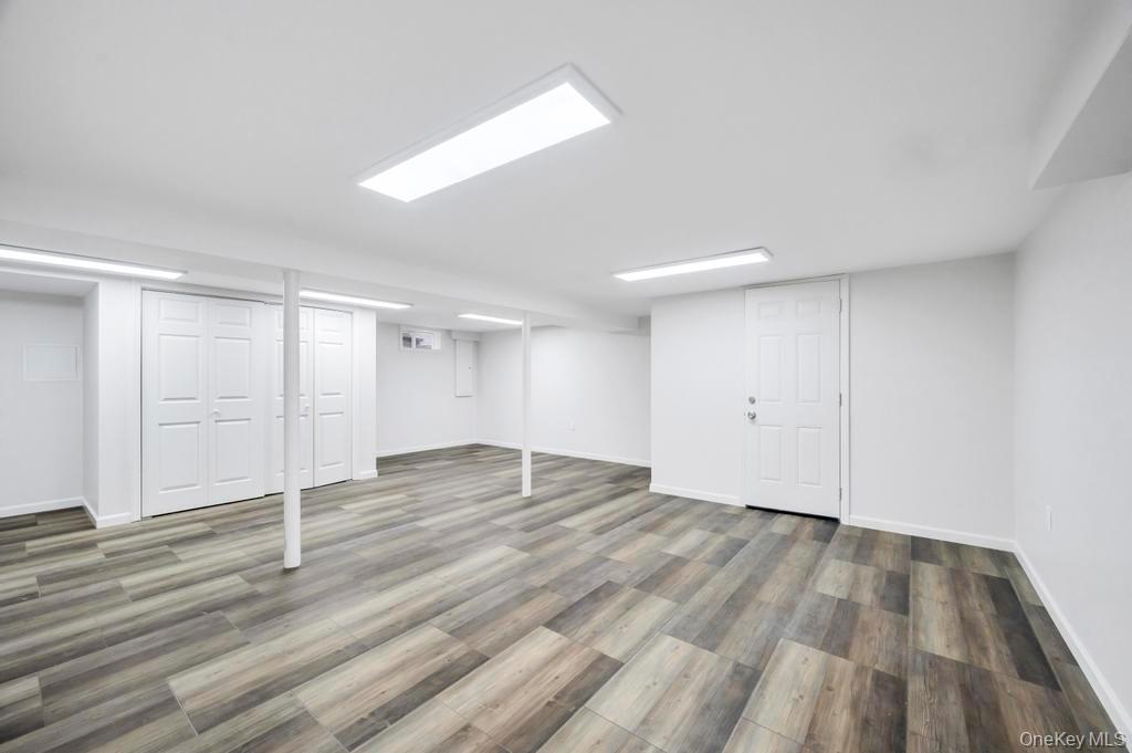 92 Sunset Road Bay Shore, NY 11706 - Photo 39 of 42