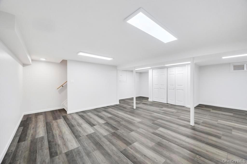 92 Sunset Road Bay Shore, NY 11706 - Photo 40 of 42