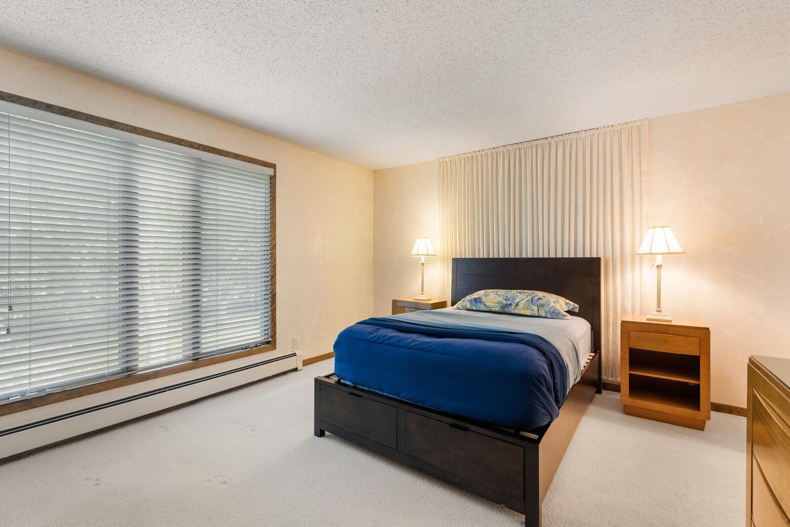 7250 Lewis Ridge Parkway, Unit 215 Edina, MN 55439 - Photo 19 of 35 Gallery Image 19