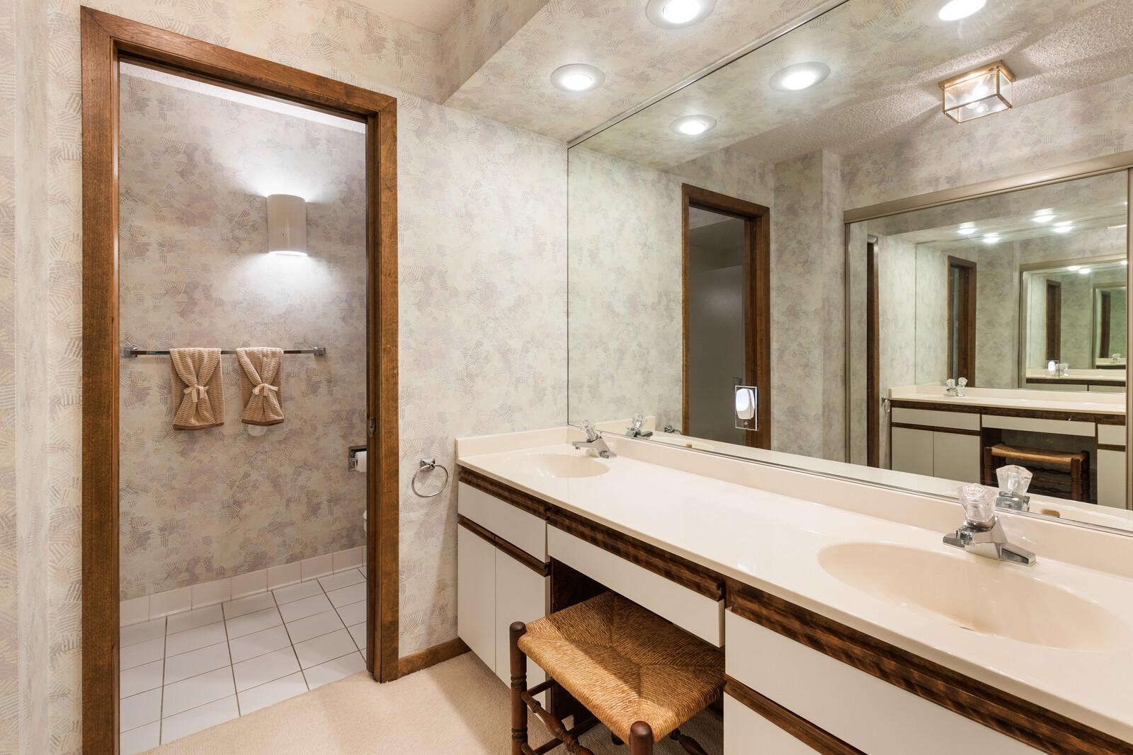 7250 Lewis Ridge Parkway, Unit 215 Edina, MN 55439 - Photo 20 of 35 Gallery Image 20