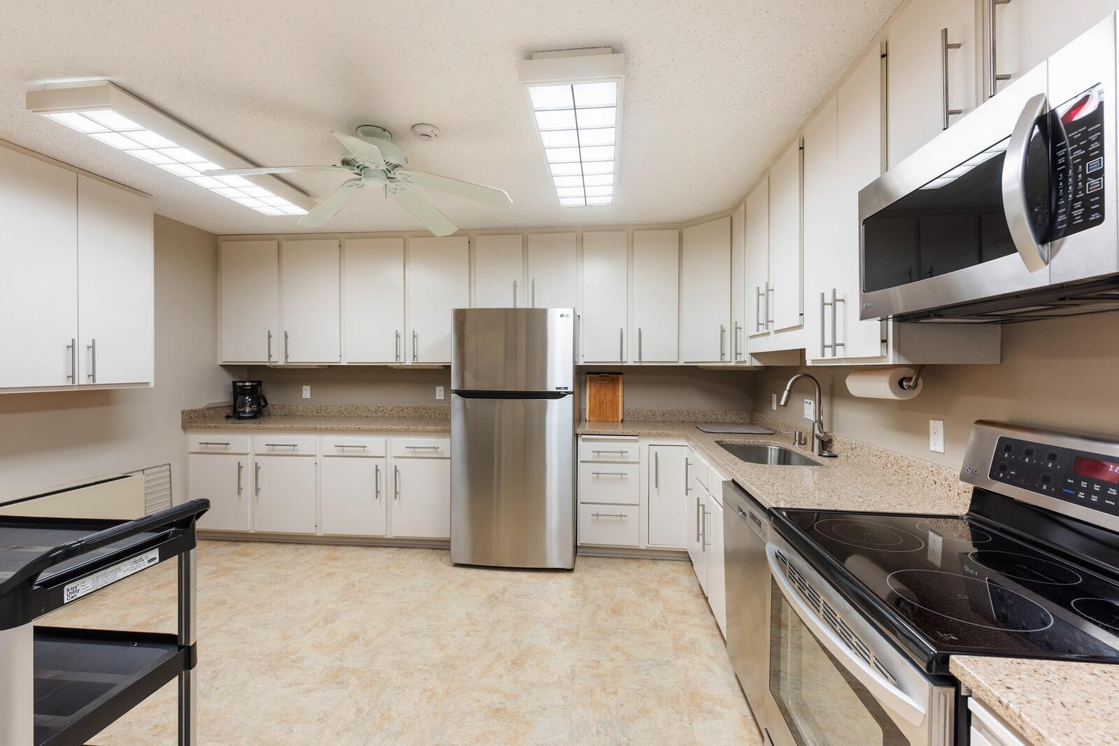 7250 Lewis Ridge Parkway, Unit 215 Edina, MN 55439 - Photo 32 of 35 Gallery Image 32