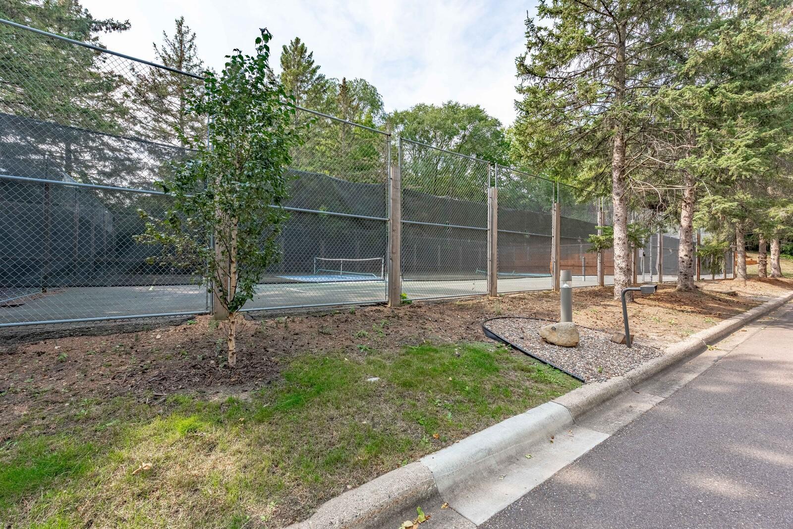 7250 Lewis Ridge Parkway, Unit 215 Edina, MN 55439 - Photo 33 of 35 Gallery Image 33
