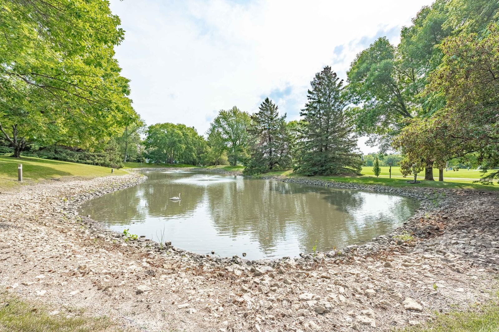 7250 Lewis Ridge Parkway, Unit 215 Edina, MN 55439 - Photo 34 of 35 Gallery Image 34