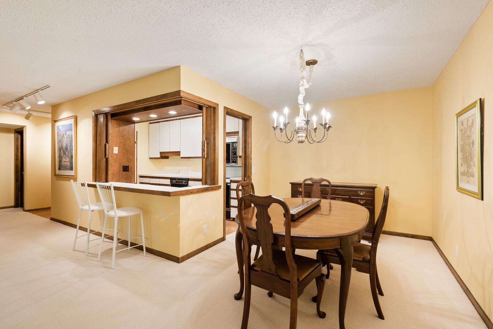 7250 Lewis Ridge Parkway, Unit 215 Edina, MN 55439 - Photo 7 of 35 Gallery Image 7