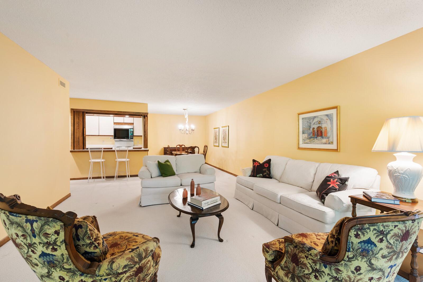 7250 Lewis Ridge Parkway, Unit 215 Edina, MN 55439 - Photo 9 of 35 Gallery Image 9