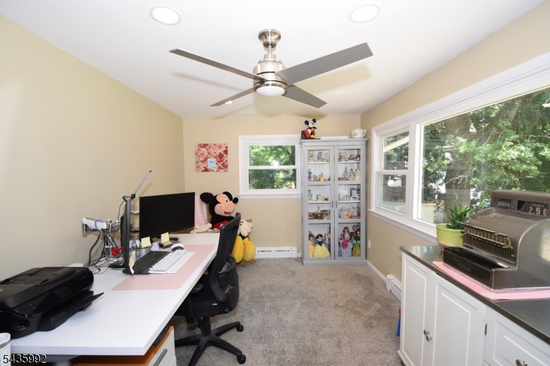 567 Foothill Road Bridgewater, NJ 08807 - Photo 20 of 37