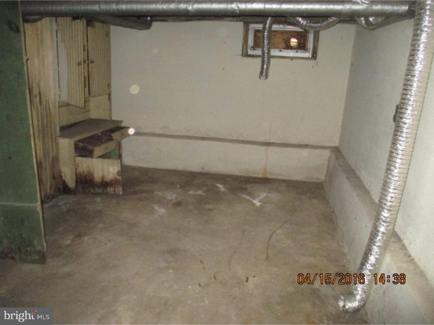 215 Hayes Street Carneys Point, NJ 08069 - Photo 12 of 14 Gallery Image 12