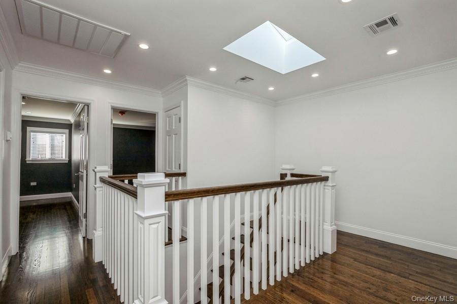 66 Wicks Path Commack, NY 11725 - Photo 13 of 24