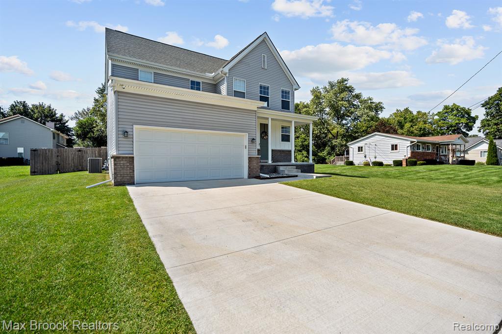 217 Clinton Street Romeo, MI 48065 - Photo 4 of 34