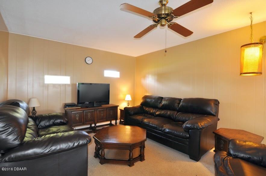 922 Valencia Road South Daytona, FL 32119 - Photo 12 of 31 fam rm