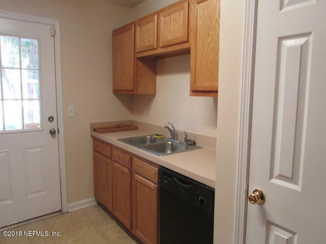 4122 Hudnall Road Jacksonville, FL 32207 - Photo 6 of 14 IMG_1557