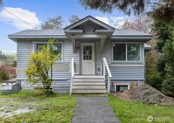 $775,000 | 9617 15th Avenue Northeast, Seattle, WA 98115
