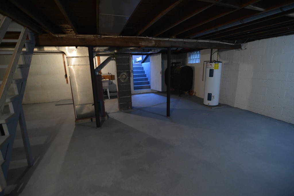17 Hartley Street Springfield, MA 01104 - Photo 11 of 11 Gallery Image 11