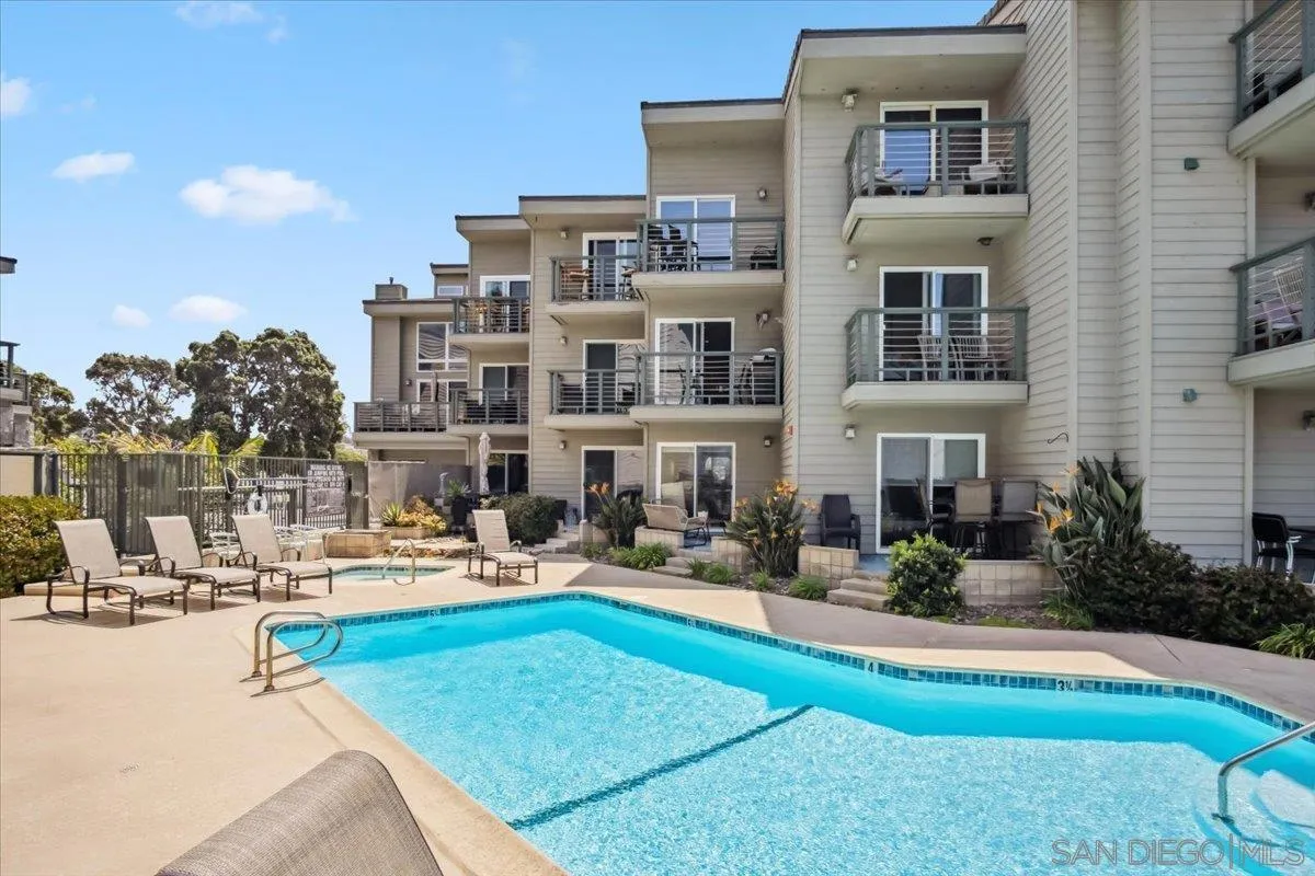 940 Sealane Drive, Unit 5 Encinitas, CA 92024 - Photo 27 of 49