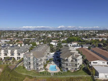 $1,695,000 | 940 Sealane Drive, Unit 5, Encinitas, CA 92024