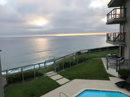 $1,695,000 | 940 Sealane Drive, Unit 5, Encinitas, CA 92024