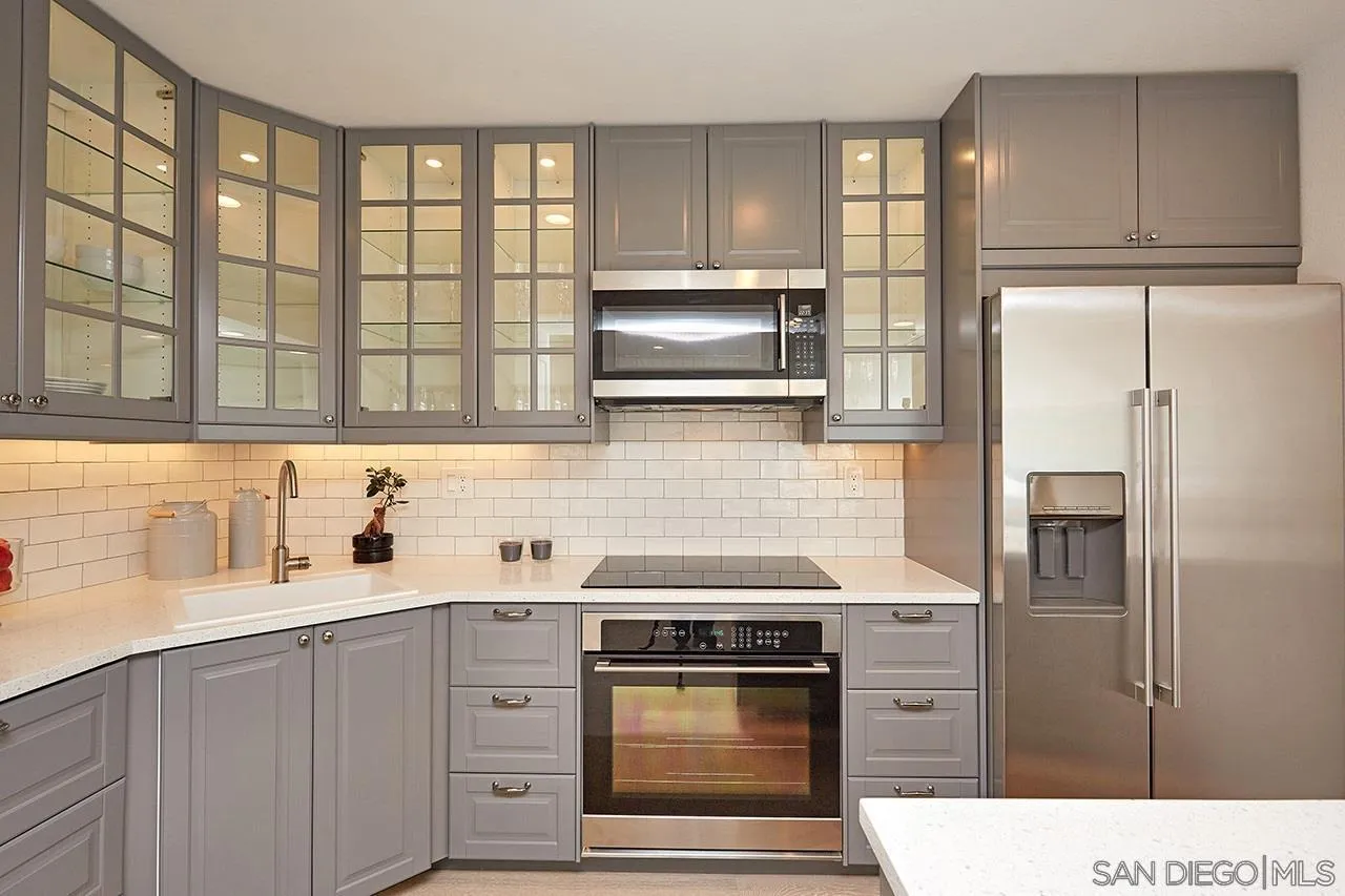 940 Sealane Drive, Unit 5 Encinitas, CA 92024 - Photo 10 of 49