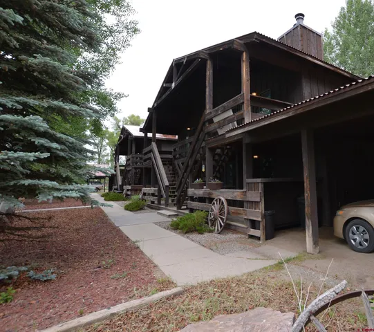 $3,200,000 | 1412 West Gunnison Avenue, Gunnison, CO 81230